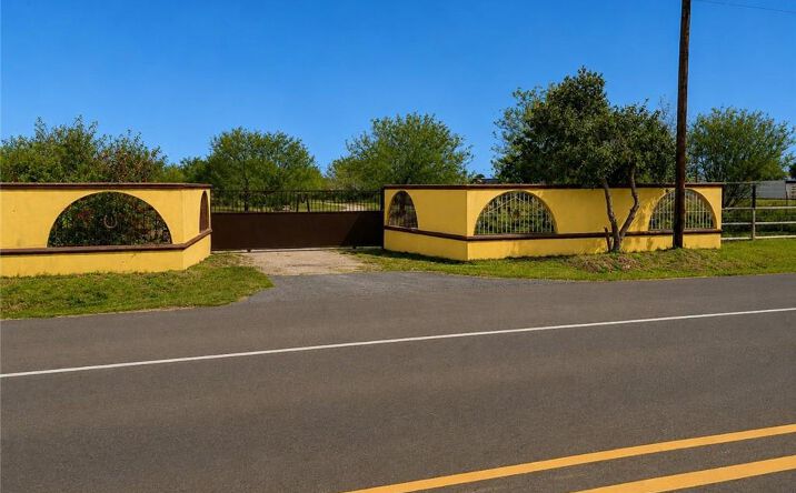 25242 N FM 681, Edinburg