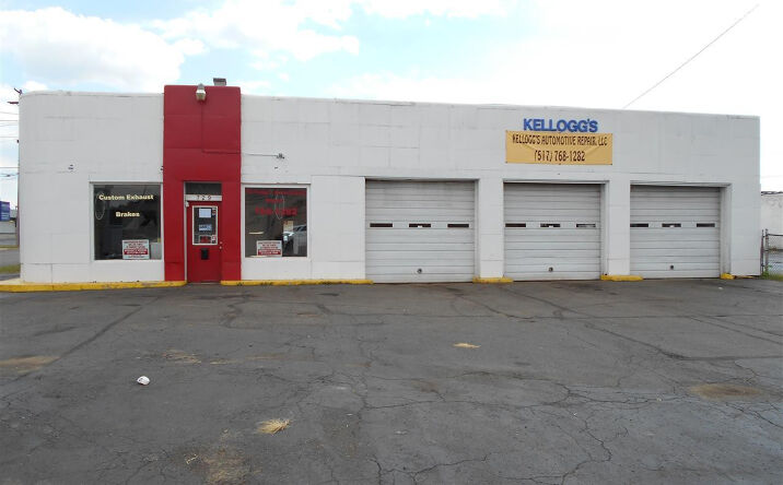 729 E MICHIGAN AVE, Jackson
