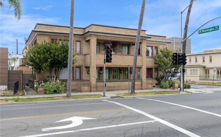 1301 N Broadway, Santa Ana