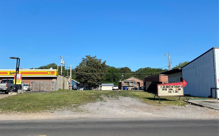 North Water Avenue, Tahlequah