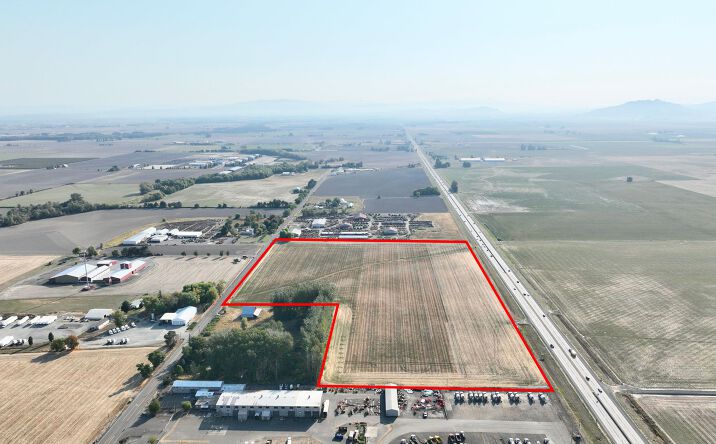 33 Acres of Industrial Land, Tangent