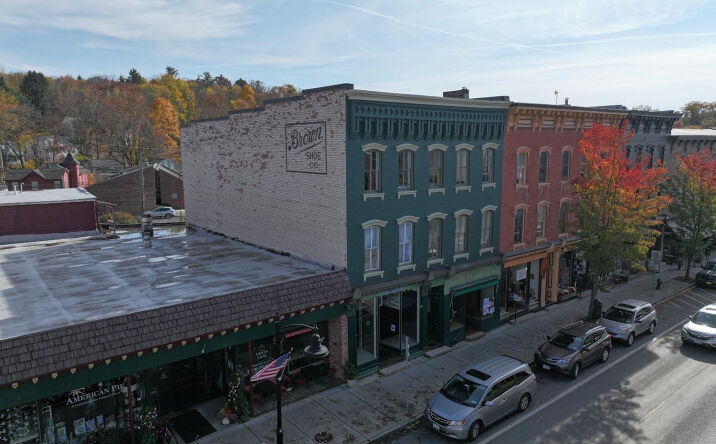 35 Main Street, Chatham