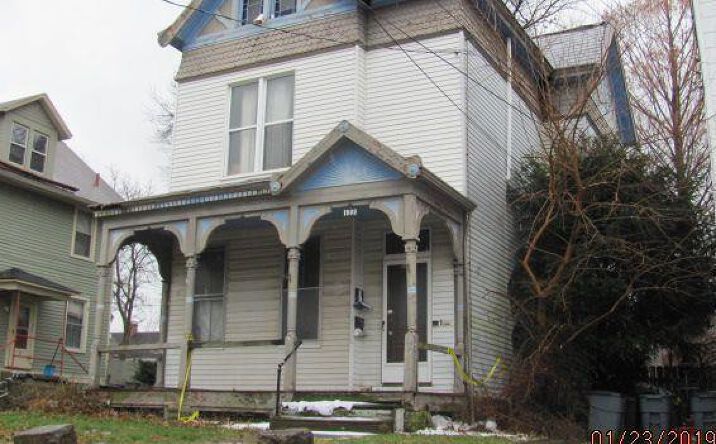 Mills Avenue, Norwood