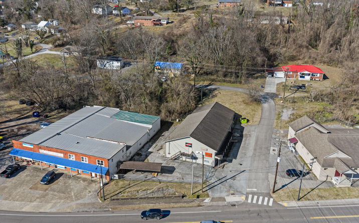476 N MAIN ST, CLINTON