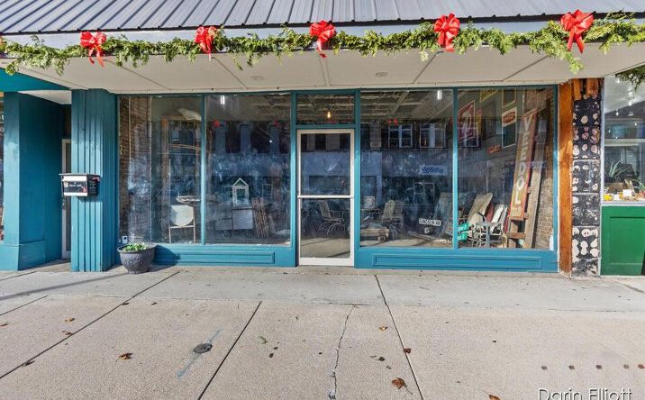 326 W Main Street, Ionia