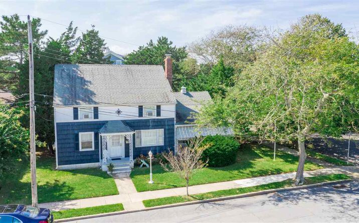 108 Trenton Avenue, Cape May