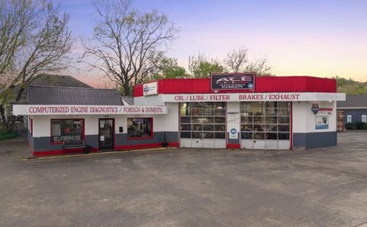 833 W 7th Street, New Albany