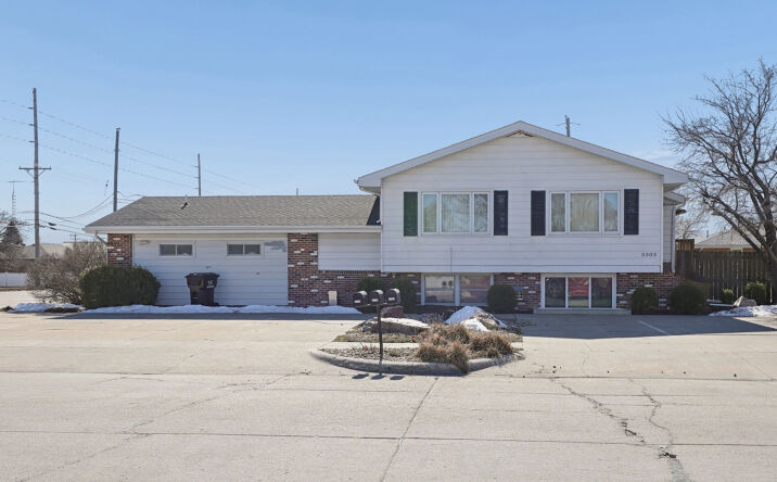 3303 28th St, Columbus