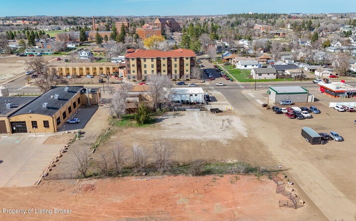 22 10th Avenue W, Dickinson