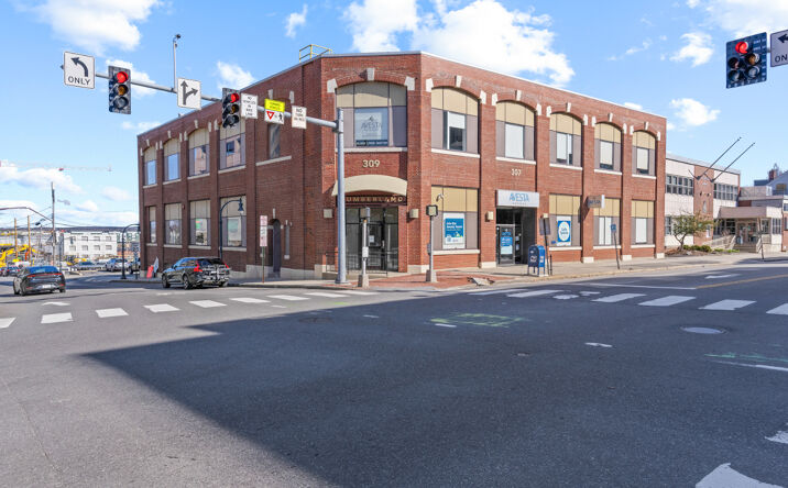 307 Cumberland Avenue, Portland