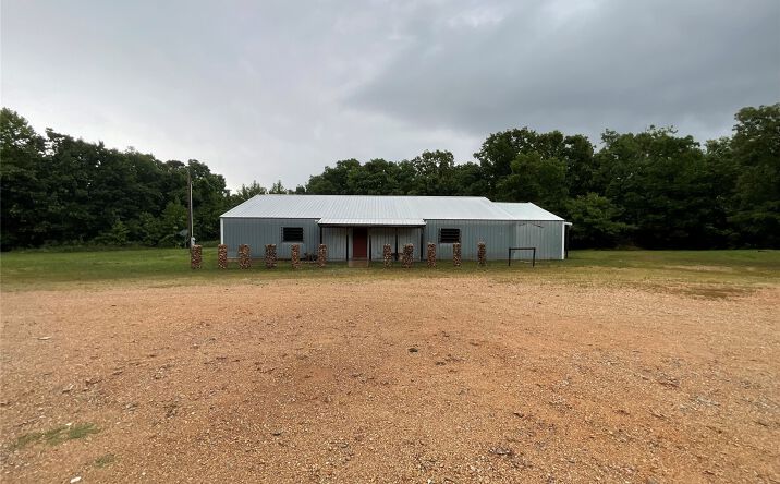 61922 State Highway 10, Kansas
