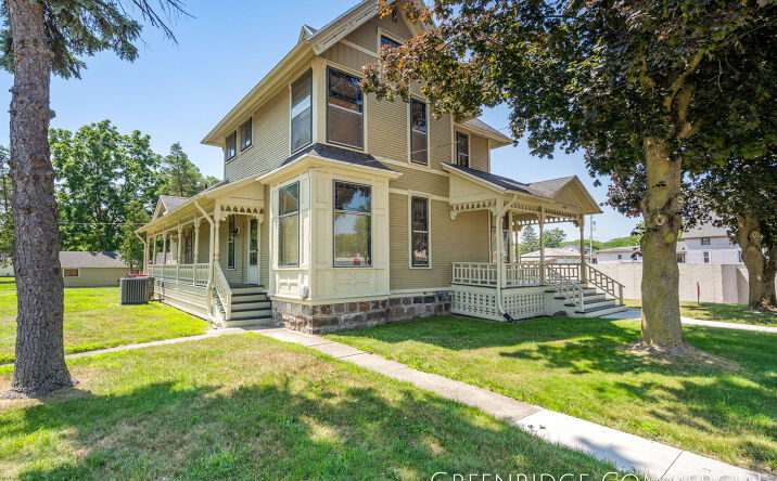 524 E Main Street, Lowell