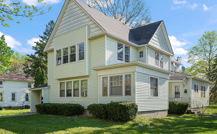324 S Main Street, Crown Point