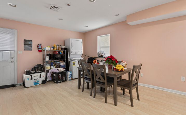 136 E Taylor Avenue, Wildwood