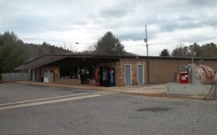 5667 Hwy 68, Turtletown