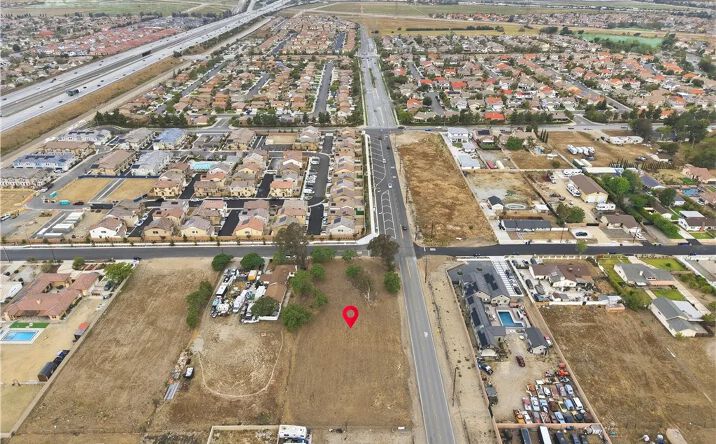 6327 Maloof, Fontana