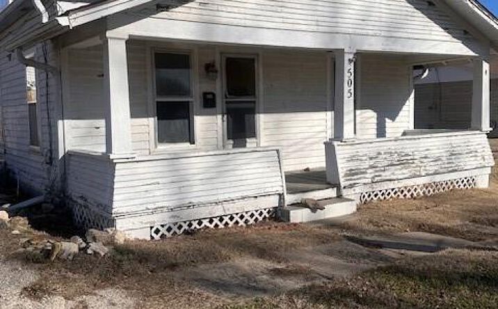505 E 2nd Street, Cameron