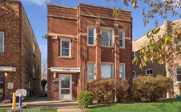 1504 Pitner Avenue, Evanston