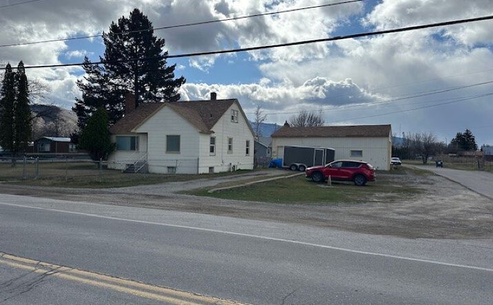 1629 & 1631 River Road, Missoula