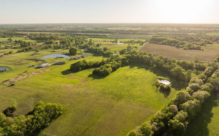 681 SW County Road T N/A, Holden