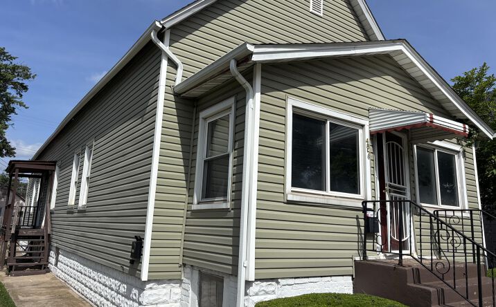 4856 Carey Street, East Chicago