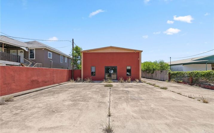 1326 Alton Boulevard, Alton