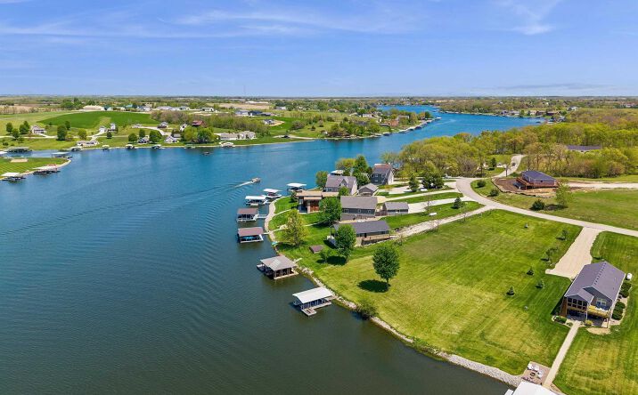 1993 Southshore Drive, Ellston