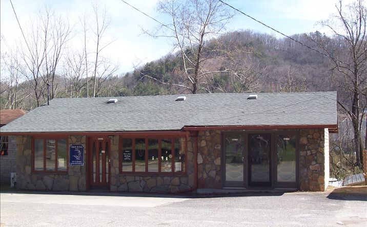 734 Andrews Road, Murphy