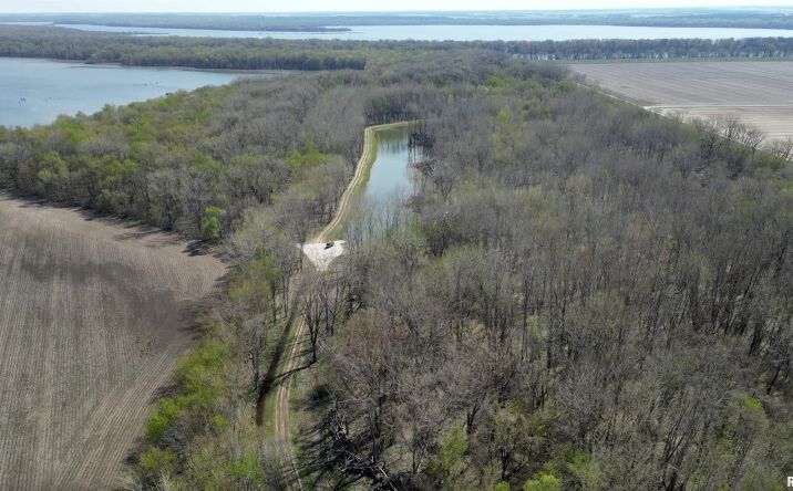 Elevator Road, Browning
