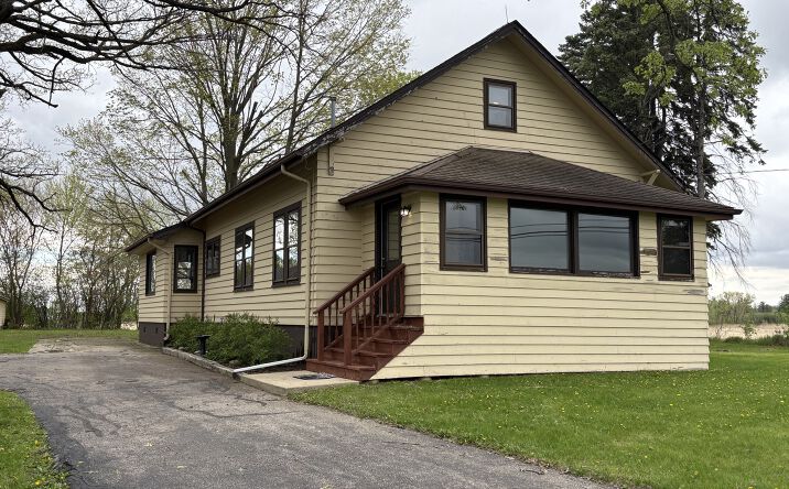 1601 Illinois 47, Woodstock