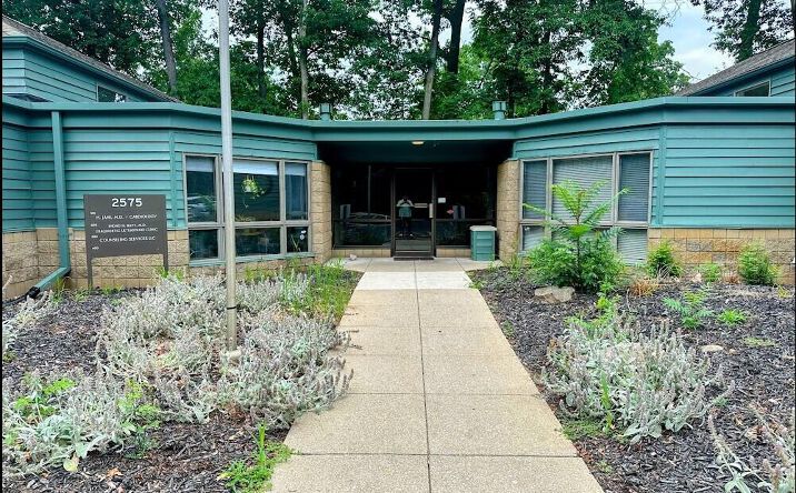2575 Spring Arbor Road 400, Jackson