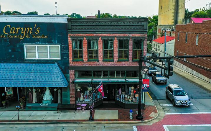 235 Main, Farmville