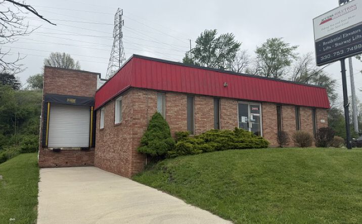 2415 Gilchrist Rd, Akron
