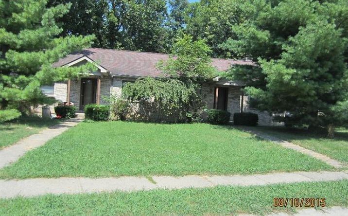 Lauretta Mae Drive, Lebanon