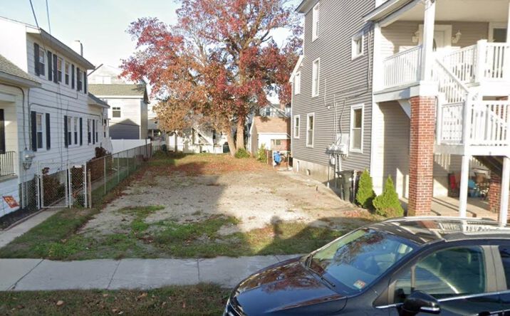 109 W Maple Avenue, Wildwood