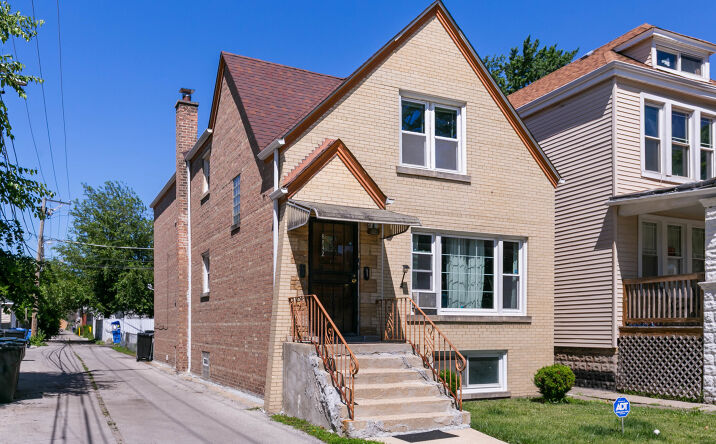 6842 S Campbell Avenue, Chicago