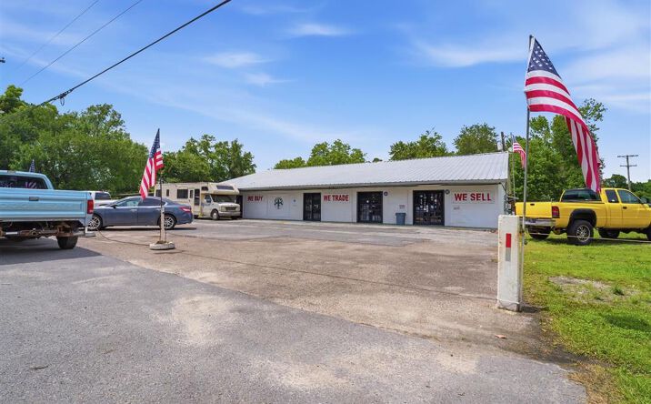 718 Center Street, Vinton