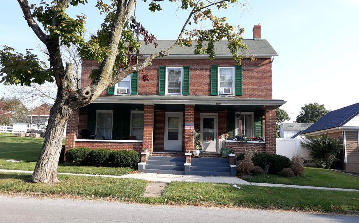 148 E South Street, Hillsboro