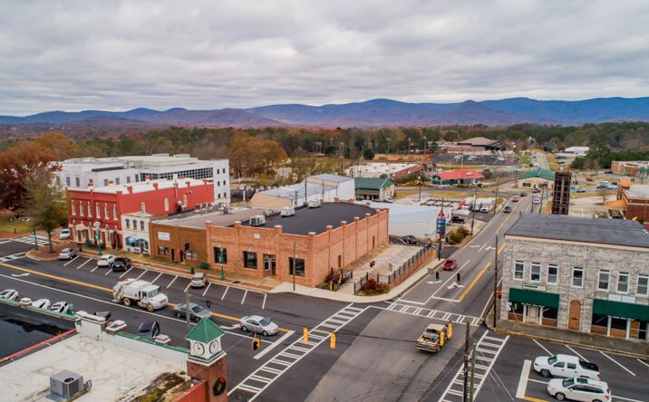2 N Main Street, Jasper