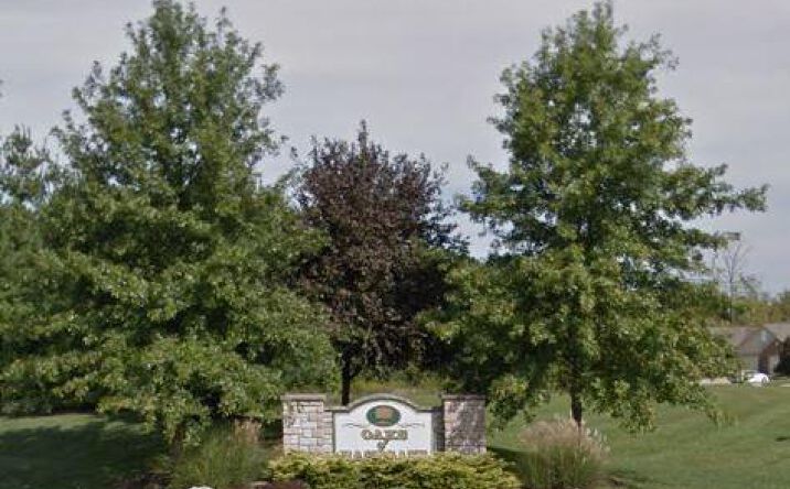 Eastgate Oaks Drive, Union Twp