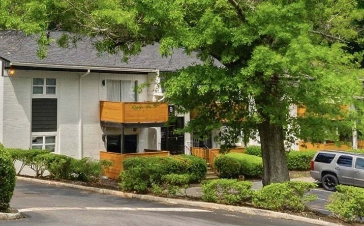 3900 Memorial Drive, Decatur