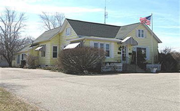 91 Blue Star Highway, Douglas