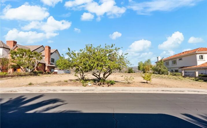 22451 S Summit Ridge Circle, Chatsworth