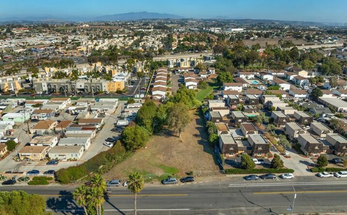 1229 Hollister St Unit 0, San Diego