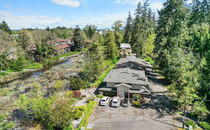 12413 Bridgeport Way Southwest, Lakewood