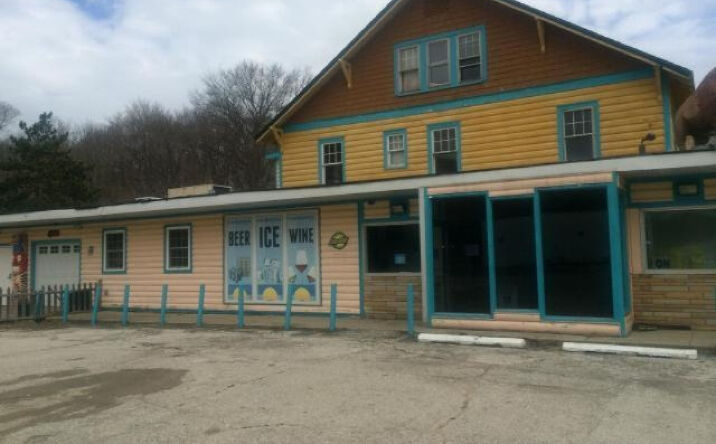 6275 Central Avenue, Coloma