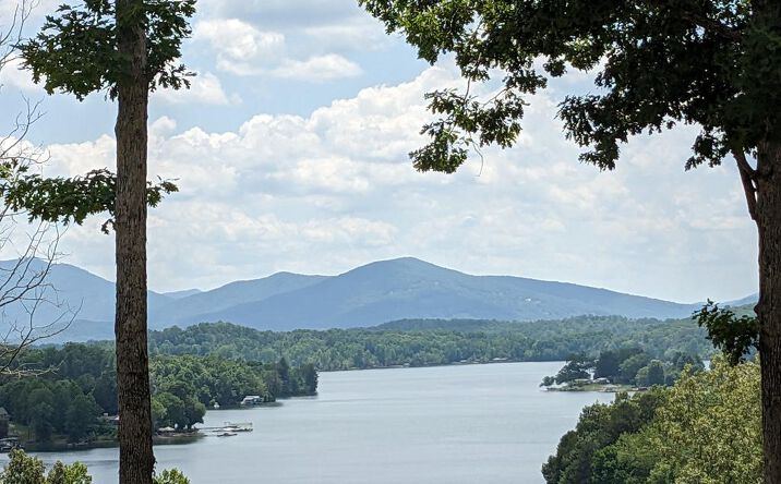 2.17 Ac Mountain Breezes Drive, Hayesville