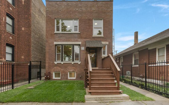 11250 S Vernon Avenue, Chicago