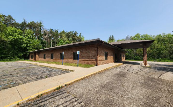 2350 Iroquois Trail, Hastings
