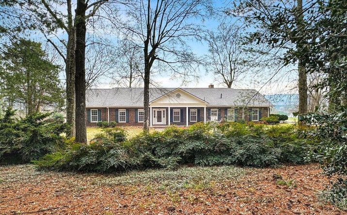 130 APPLE BLOSSOM LN, SUMMERVILLE